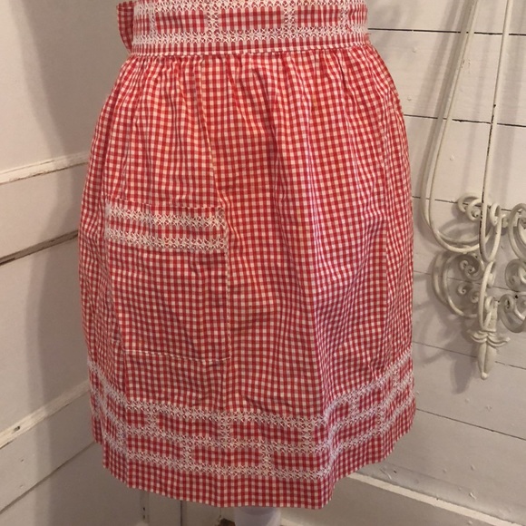 Lot Bundle of 2 Vintage Handmade Red Aprons Pockets - Picture 4 of 11